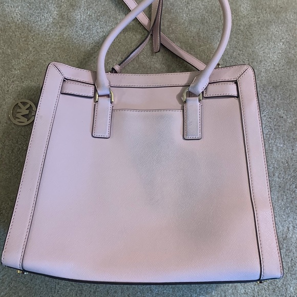 SOLD Michael Kors Light Pink Crossbody Purse - Picture 3 of 7